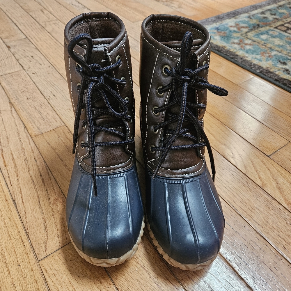 Woman's rain boots